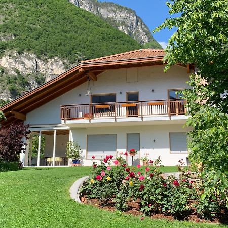 Haus Greti Apartment Magre all' Adige Luaran gambar